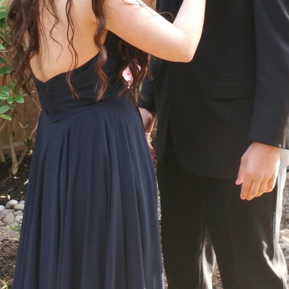 Prom dress - Picture 2 of 4